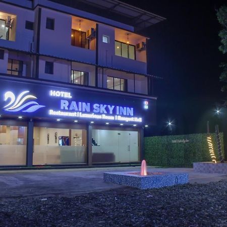 Hotel Rain Sky Inn Lonavla Exterior foto