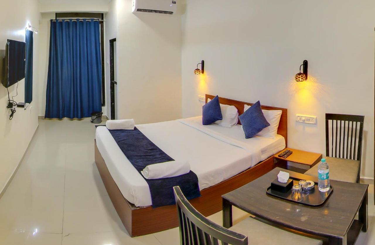 Hotel Rain Sky Inn Lonavla Exterior foto